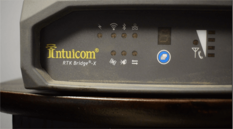  Distinguishing Between Lights on an Intuicom Modem